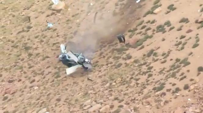 incredibil s au ales cu doar cateva zgarieturi dupa ce s au rasturnat de peste douazeci de ori in prapastie si masina e praf video