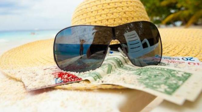 concediul banii cash vs card