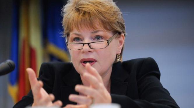 mona pivniceru si alti sapte membri csm cer convocarea plenului consiliului astazi de la ora 17 00