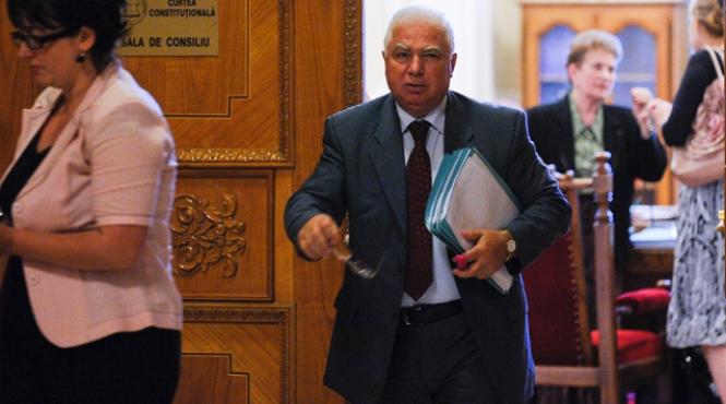 cine este judecatorul ccr care l a scapat pe basescu de plata a peste un milion de euro