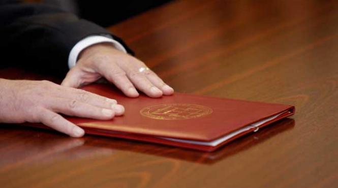 romania intr un fel de depresie postpartum presa straina