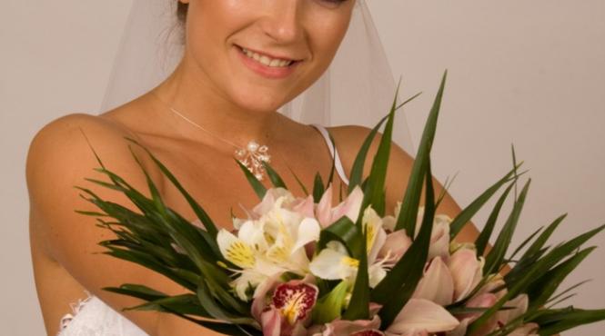 ti ai dori o nunta in direct in fata unei tari intregi