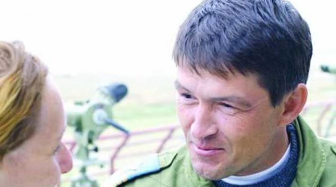 sute de persoane au participat la funeraliile pilotului aurelian cojocaru