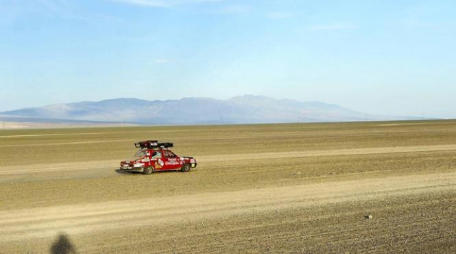 daciotii 30 de kilometri pana la finish