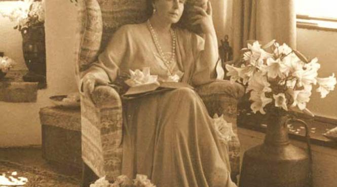 mersul la teatru era un mijloc foarte placut de a ne desavarsi educatia