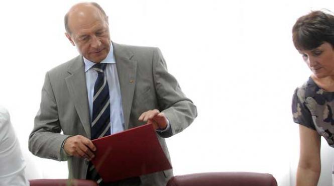 cum a reusit regimul traian basescu sa si aserveasca justitia