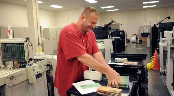 fbi al it ului romanesc centru de date in bunker masti de protectie si manuscrise vechi la star storage