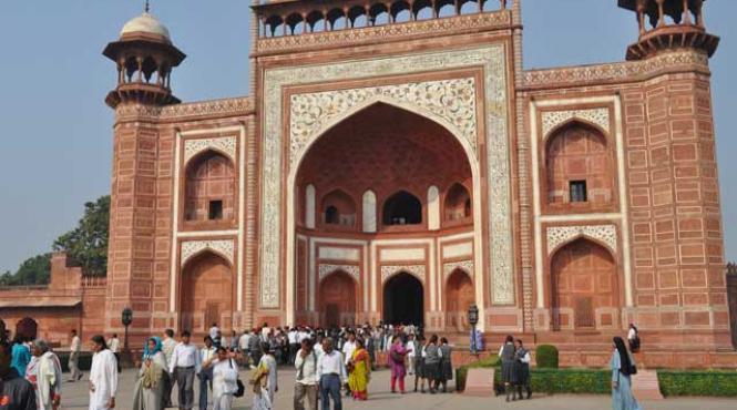 oh tu indie tara a contrastelor