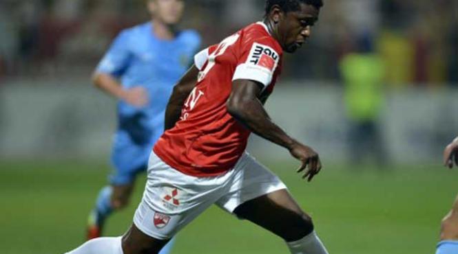 cainii au sarit la bataie incaierarea generala intre favoritii lui bonetti si razvratiti