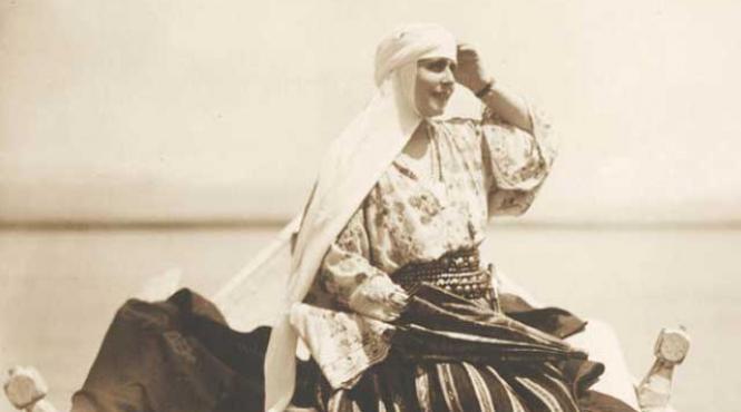 meister credea ca are glas frumos