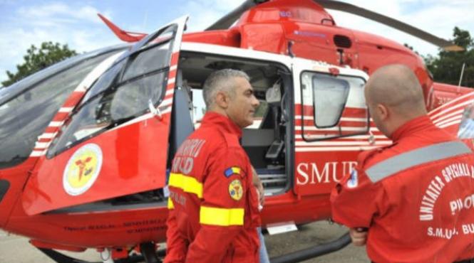 un copil din vaslui transportat cu elicopterul la bucuresti dupa ce s a ars cu lapte fierbinte