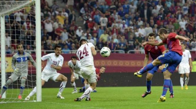 steaua a daramat rapidul la ultima faza a meciului 1 0 victorie dupa 10 ani si 6 minute