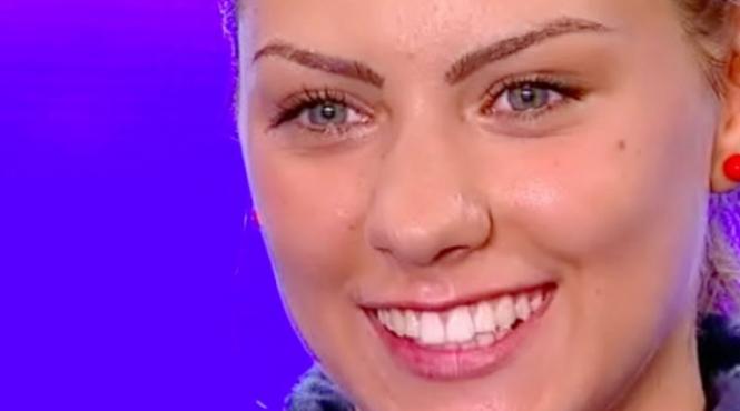 video canta mamma knows best mai bine decat jessie j