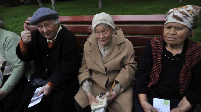 pensionarii ii cer premierului indexarea pensiilor
