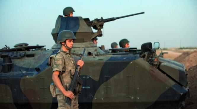 tancuri armata turca granita siria razboi