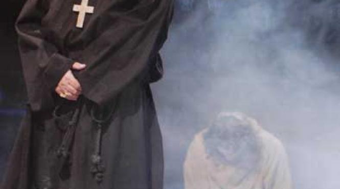 adrian pintea indaratnicia de a purta cu sine lumina dar si umbra