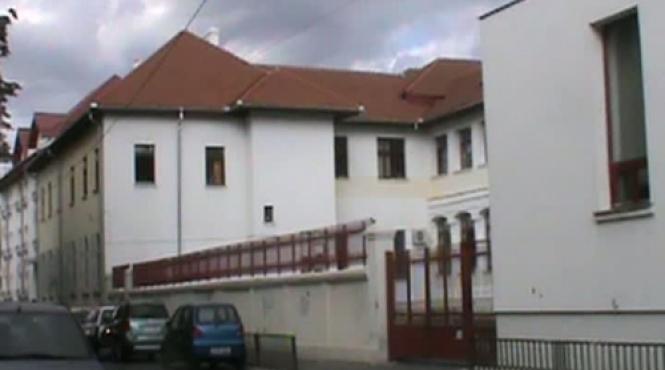 scoala afecteaza serios bugetul familiei invatatori la stat platiti din banii parintilor video