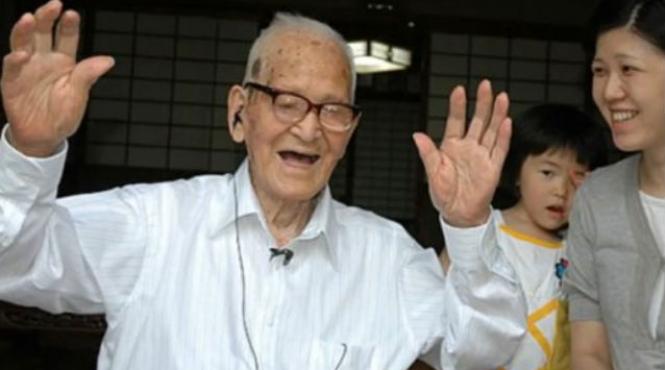 cel mai batran barbat in via a pe cale sa doboare recordul de cel mai longeviv barbat din istorie