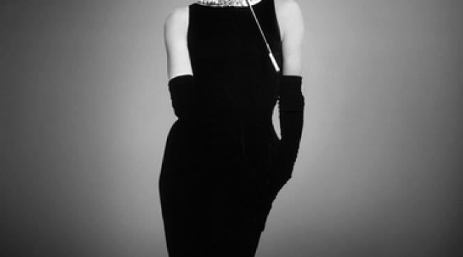 little black dress versatila durabila nu se demodeaza niciodata