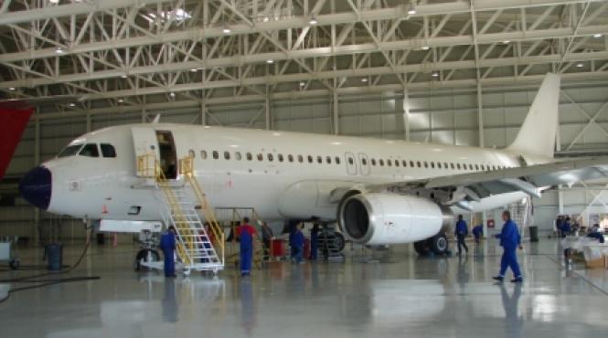 aerostar service airbus 320