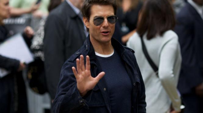 un vecin beat al lui tom cruise a incercat sa intre in casa actorului