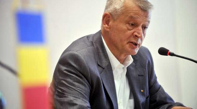 oprescu bucurestiul sa nu se transforme intr un oras sufocat de bannere si afise