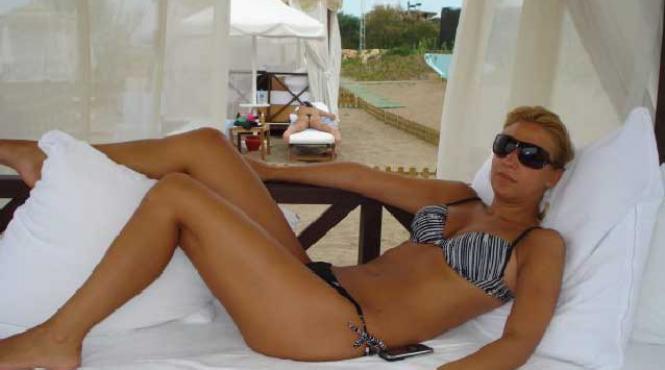 fata de la barletto decorata de basescu