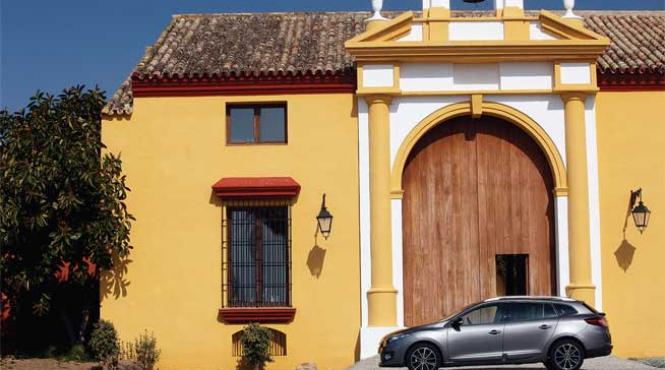 spatiul ultima frontiera renault 36 un break elegant si rafinat pentru excursiile in familie