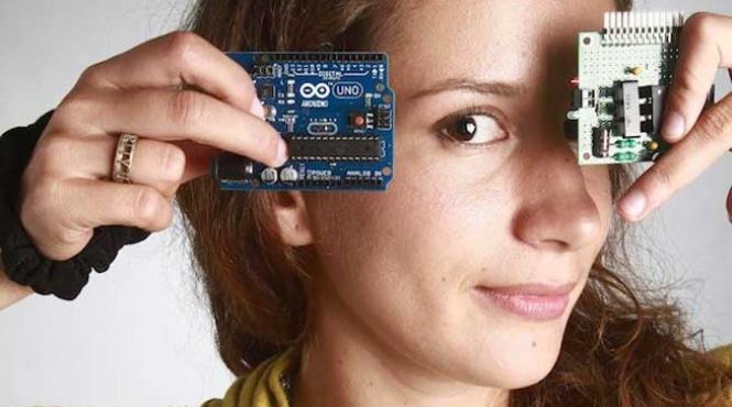 o romanca a lansat prima scoala de hackeri pentru copii