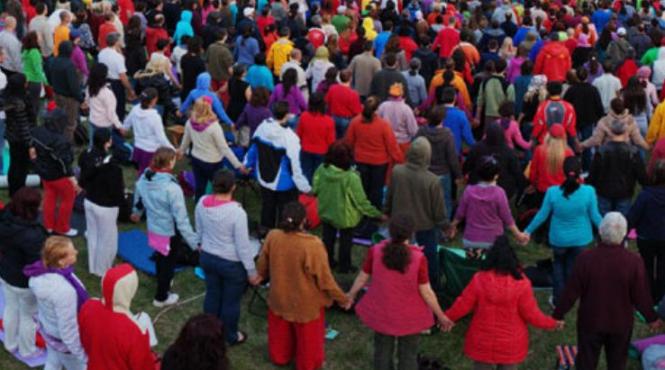 premiera adeptii lui bivolaru spirala yang in ferentari yoghinii se roaga pentru salvarea planetei