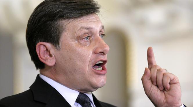 antonescu basescu stat de drept