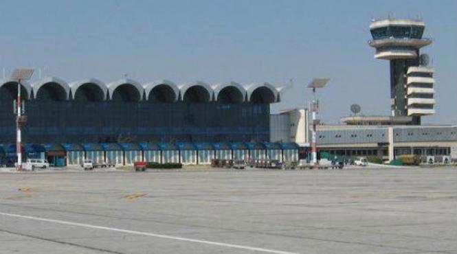 un avion de tip cargo a aterizat de urgenta la otopeni traficul de calatori nu a fost afectat