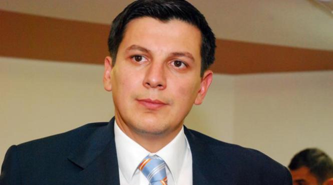 noi interceptari in dosarul trasculescu trebuie sa mai ies deputat dar am nevoie de ajutor