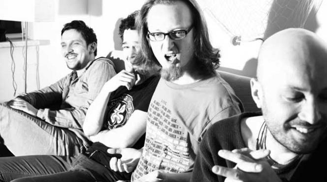 omul cu sobolani concert in club fabrica