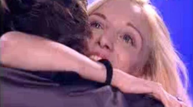 surprize surprize regasire emotionanta pe facebook cu finalizare in platoul x factor