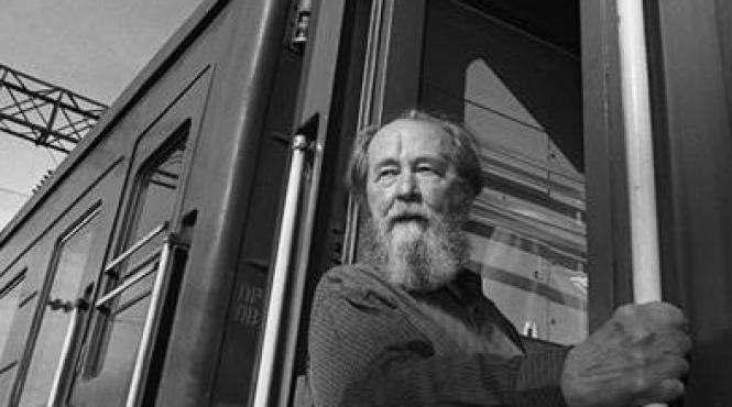 50 de ani de la romanul care a zguduit urss azi cartea e uitata stalin e tot mai popular