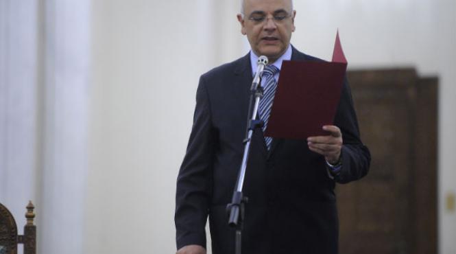 raed arafat ofera un exemplu din paradoxurile sistemului sanitar am avut 40 000 de antibiotice prescrise la un singur cnp