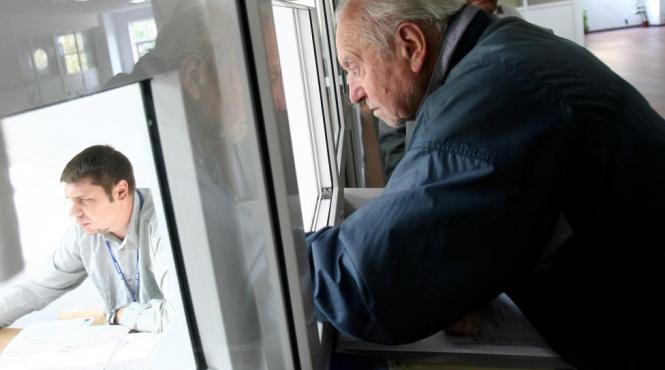 pensiile vor fi platite in avans pana la data de 21 decembrie