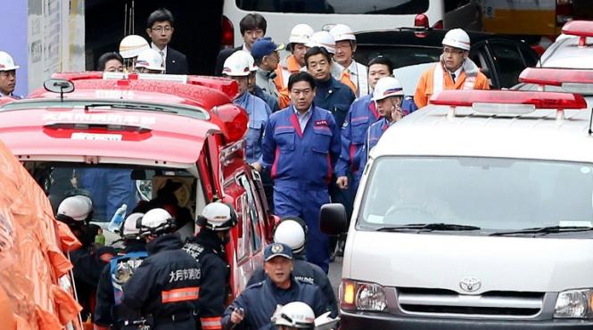 noua persoane au murit in japonia in urma prabusirii a unei portiuni dintr un tunel rutier video
