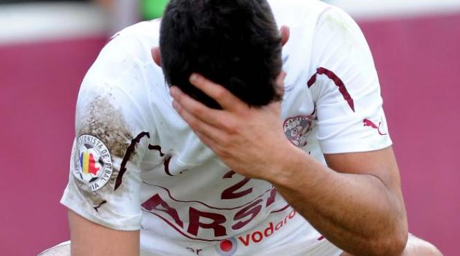 cutremur in giulesti fc rapid a cerut insolventa jucatorii ameninta cu greva