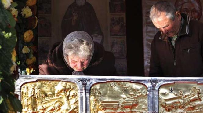 muntele credintei furtul moastelor sfantului dimitrie