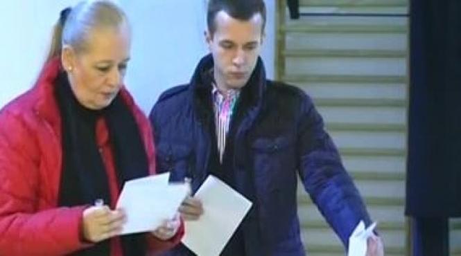 andrei i dana nastase au votat la liceul jean monnet am facut aceea i alegere pe care ar fi facut o adrian nastase