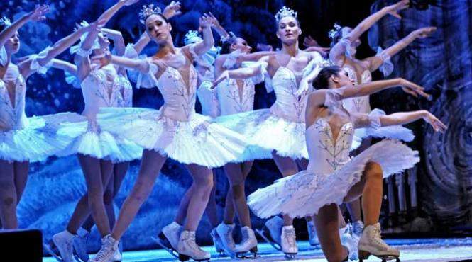 80 de balerini pe doua tone de gheata