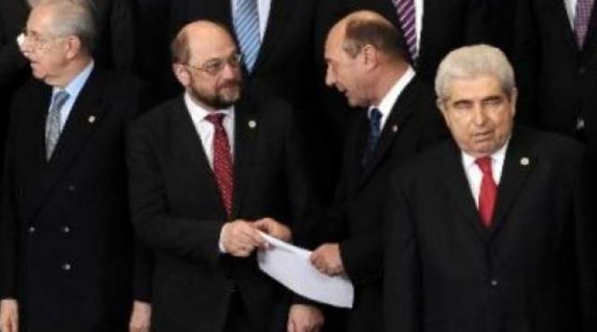 basescu le a dat liderilor europeni un document in interesul romaniei antonescu am idee ce contine dar nu spun