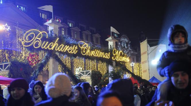 unde mergem in week end primaria bucuresti organizeaza concerte de colinde si muzica populara pe esplanada de la universitate