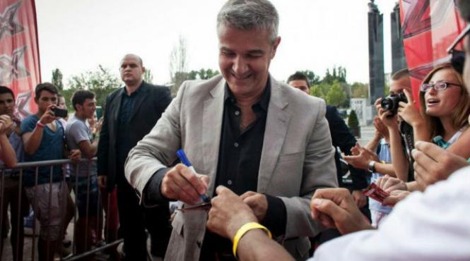 dan bitman acuza medicii austrieci care l au operat de malpraxis