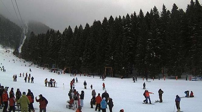 craciun cu zapada pe partii urmareste cum se schiaza la munte pe webcam jurnalul ro live video