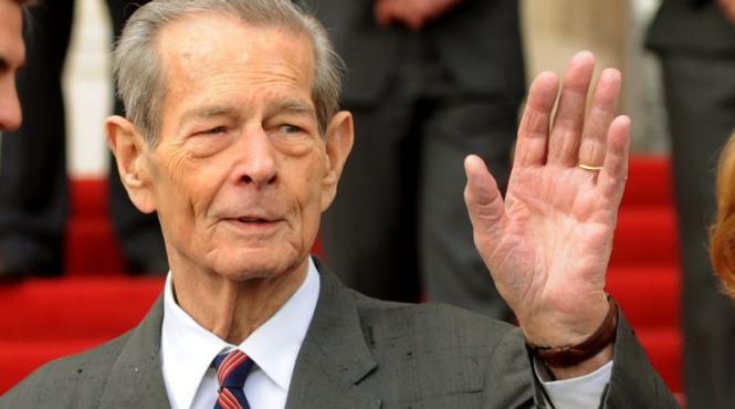 regele mihai mesajul de craciun catre romani via a noastra publica lasa inca de dorit dar sper sa gasim puterea pentru a indrepta lucrurile