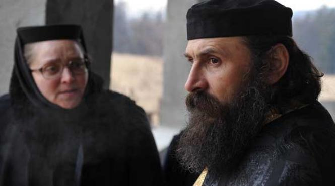 filmul romanesc al anului 2012 dupa dealuri