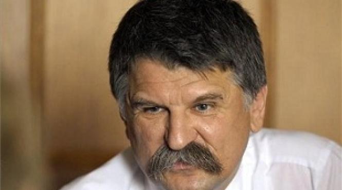 presedintele parlamentului ungar liderii comunitatii maghiare din romania cauta sa isi maximizeze influenta personala creand o dictatura